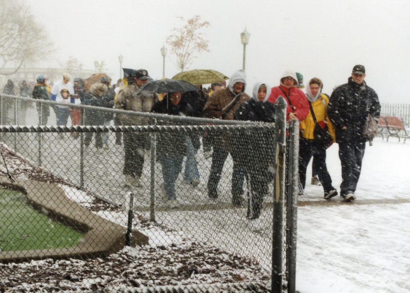 Picture of the Rye Playland MS Walk in 2000